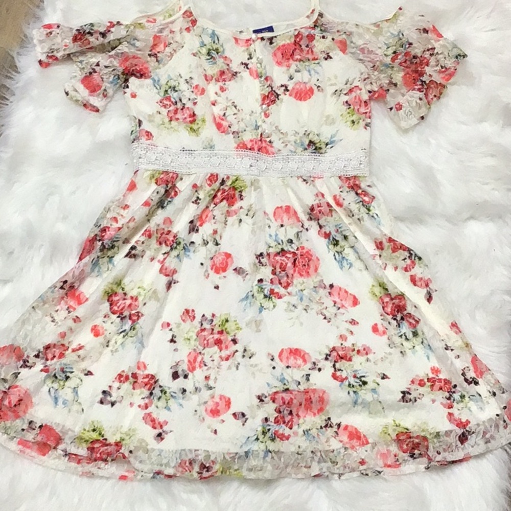 Disney beauty and best dress M Floral